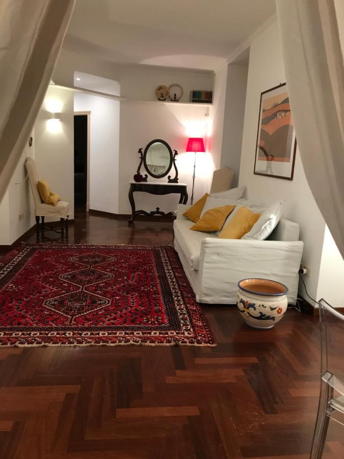 Casa Vacanze Pizzofalcone 41B Neapel Exteriör bild
