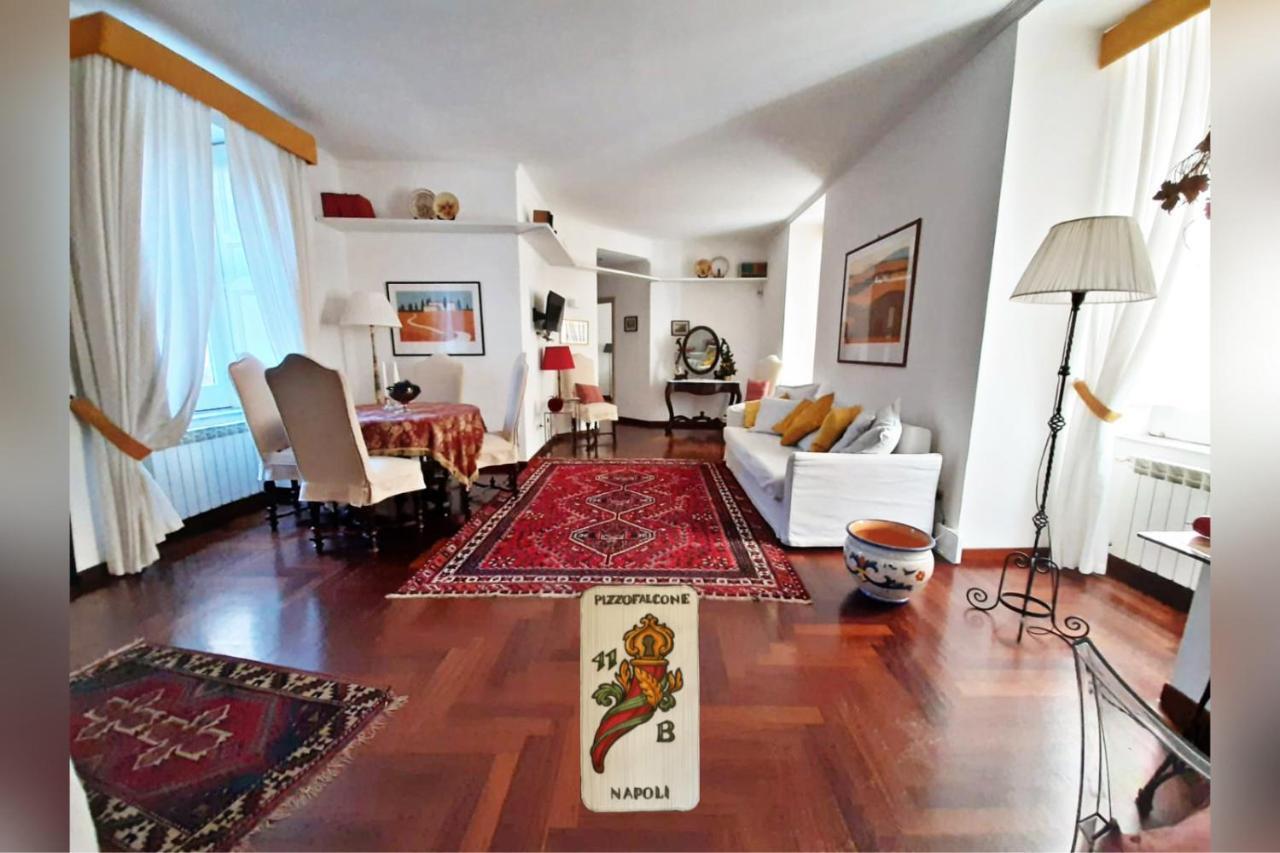 Casa Vacanze Pizzofalcone 41B Neapel Exteriör bild