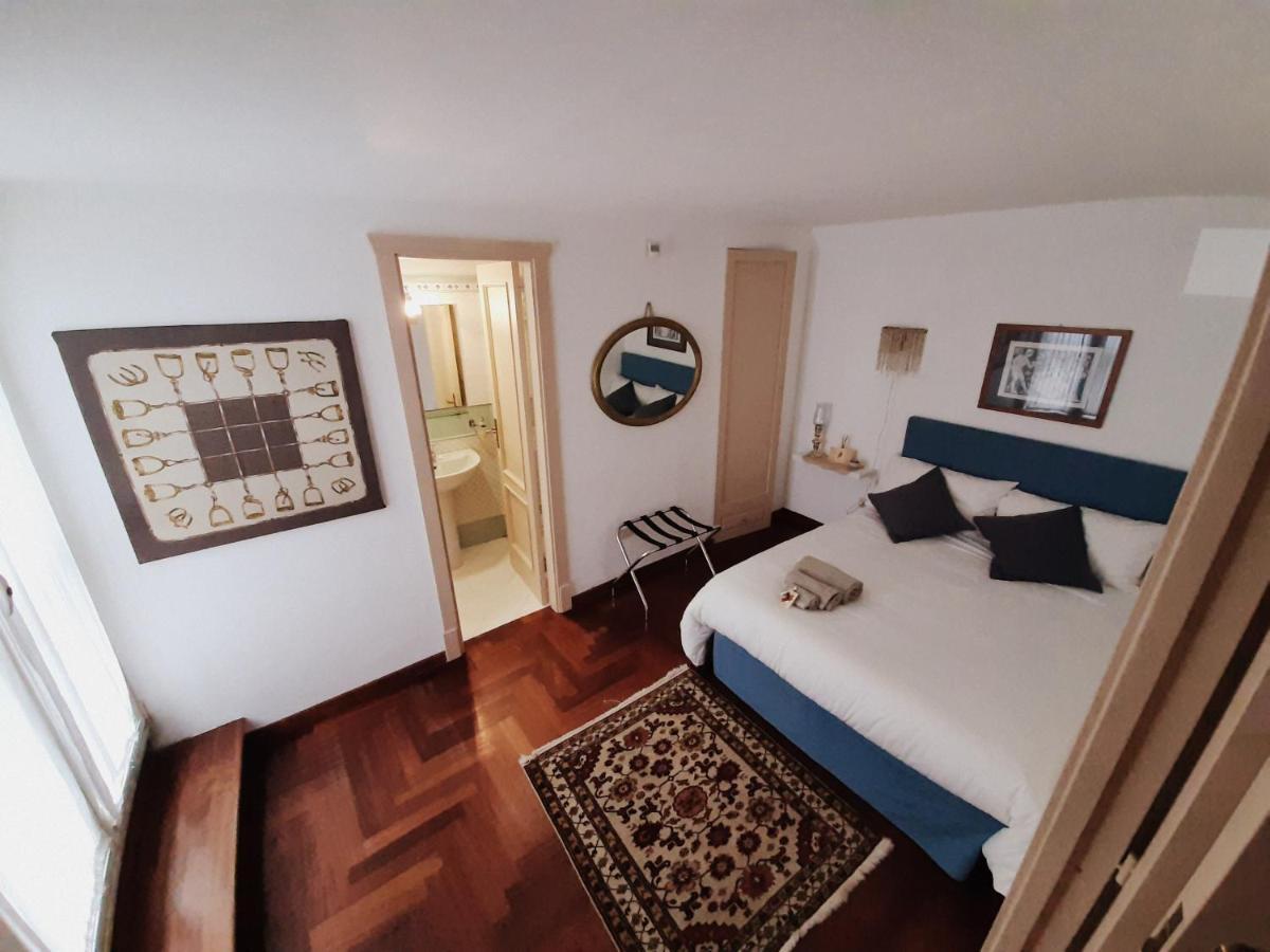 Casa Vacanze Pizzofalcone 41B Neapel Exteriör bild